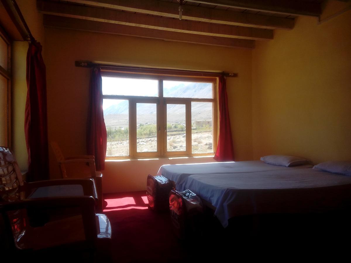 Hotel Rigyal Padam Bagian luar foto